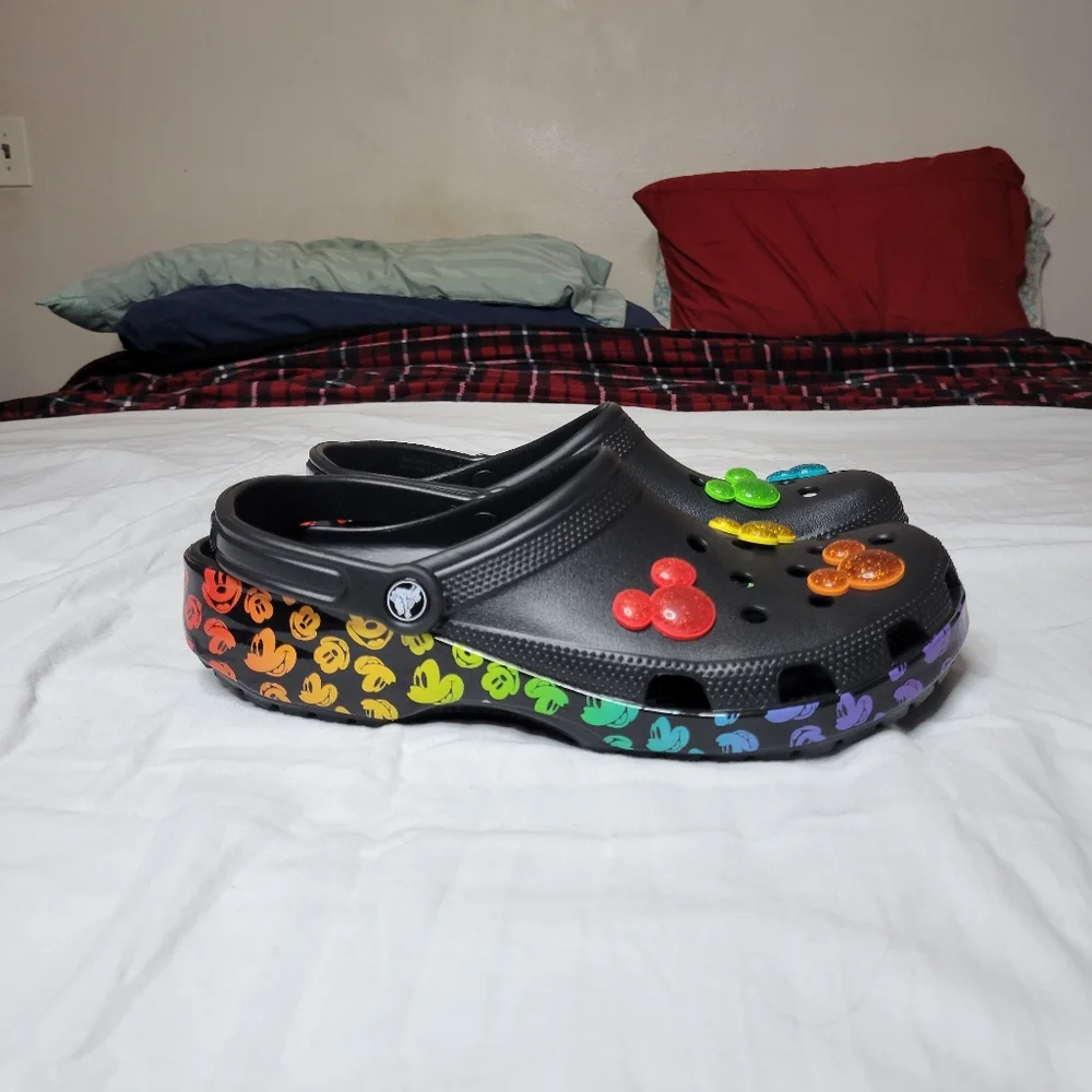 NWT Disney X Crocs 'Mickey Mouse rainbow celebration'